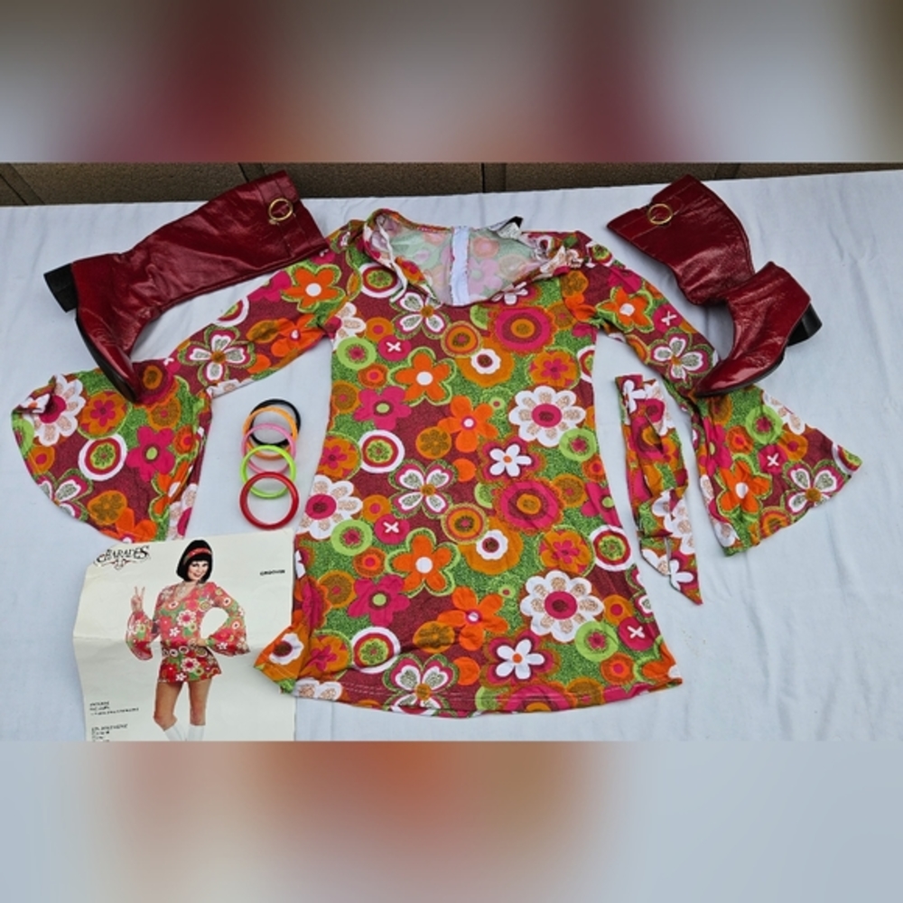 GROOVY Women's Large Halloween or Theme 70s Costume